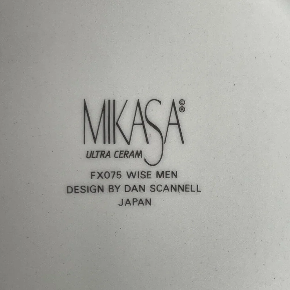 Mikasa Ultra Ceram Ceramic Round Trinket Box Dan Scannell Three Wise Men Japan